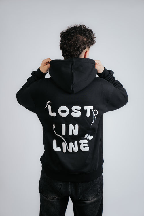 LOST IN LINE FEKETE PULÓVER