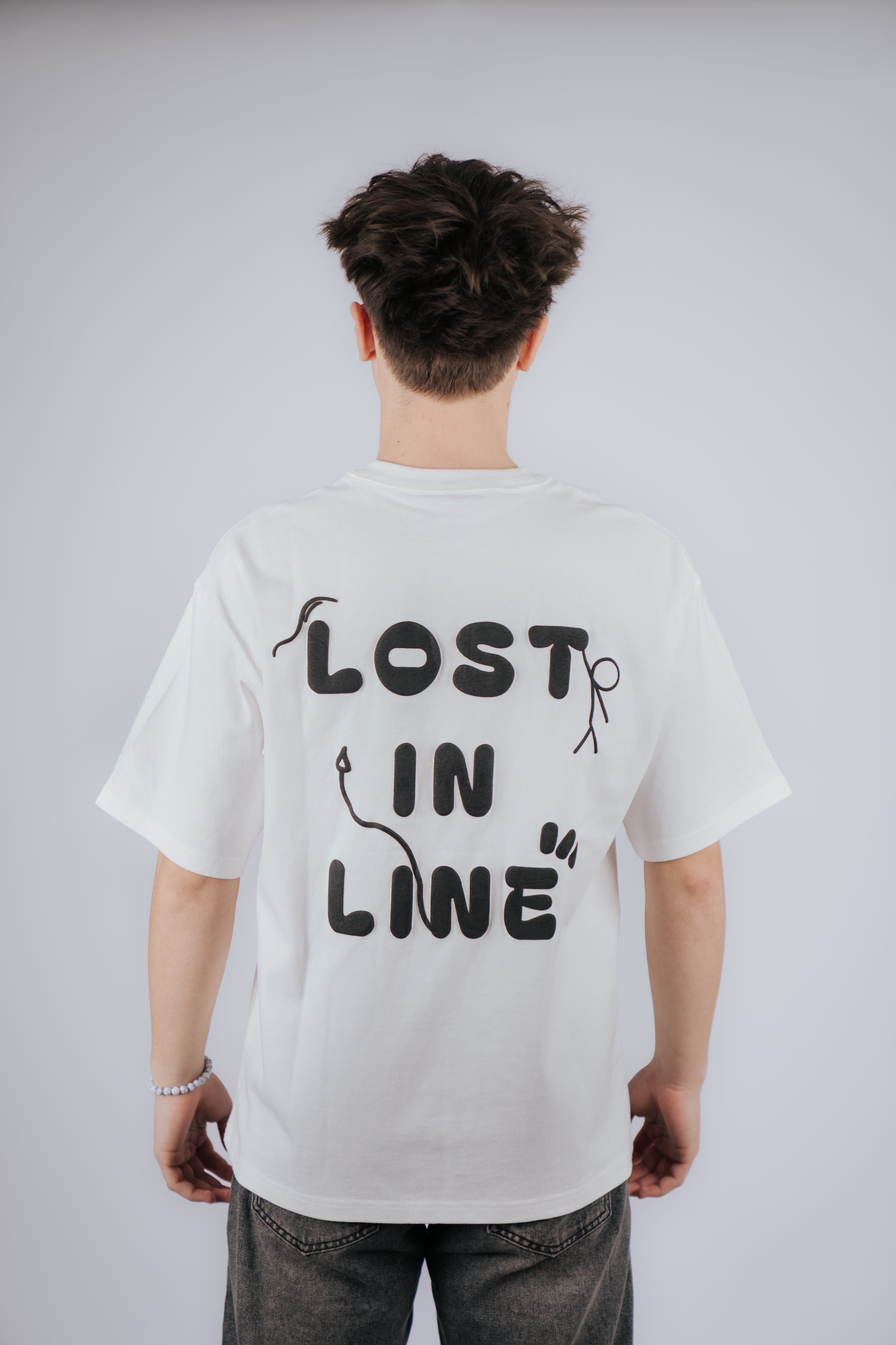 LOST IN LINE FEHÉR RÖVID UJJÚPOLÓ